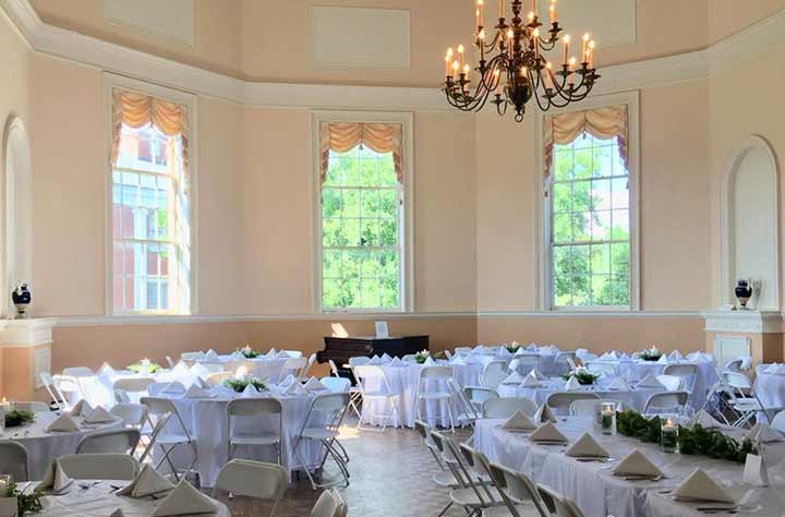 Oval Hall in Candler building.